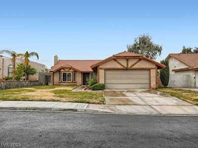 6191 Desert Sun Dr Las Vegas, NV 89110