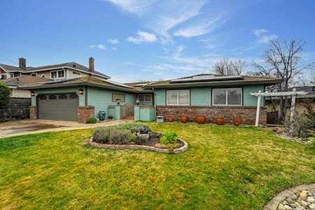 7605 Sierra Drive Granite Bay, CA 95746