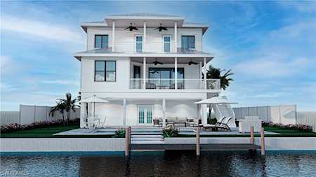 260 Flamingo St Fort Myers Beach, FL 33931