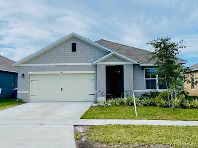 224 Old Mill Pond Rd Edgewater, FL 32141