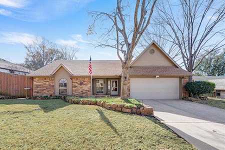 2935 Cresthaven Drive Grapevine, TX 76051