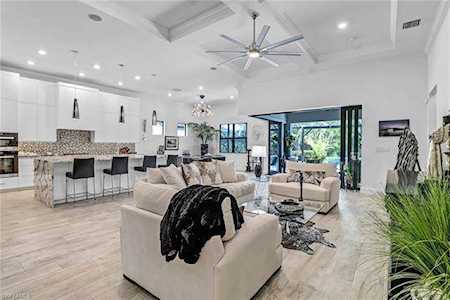 9238 Plover Dr Naples, FL 34120