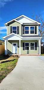404 Webb St Suffolk, VA 23434
