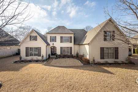 1591 Brackenshire Ln Collierville, TN 38017