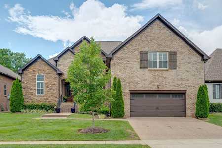 123 Stark Knob Rd Hendersonville, TN 37075