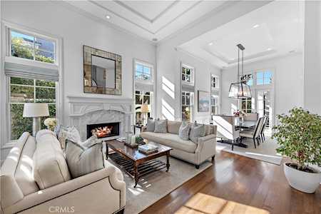 23 Jupiter Hills Dr Newport Beach, CA 92660