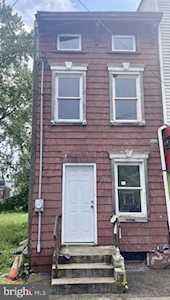 317 Hanover St W Trenton, NJ 08618