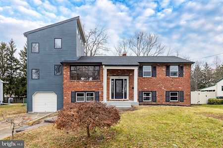 152 Glenbrook Dr Mount Laurel, NJ 08054