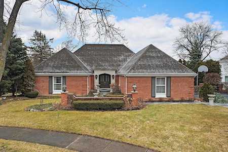 3040 Manor Dr Northbrook, IL 60062