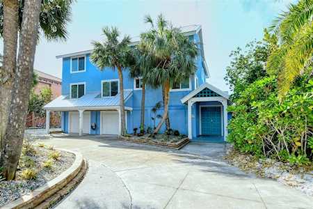 6565 Gulfside Rd Longboat Key, FL 34228