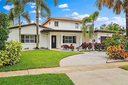1346 Eden Isle Blvd NE St. Petersburg, FL 33704