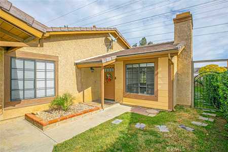 25776 Covala Ct Valencia, CA 91355
