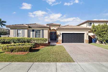 11824 SW 153rd Pl Miami, FL 33196