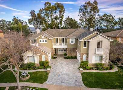 667 Lynwood Drive Encinitas, CA 92024