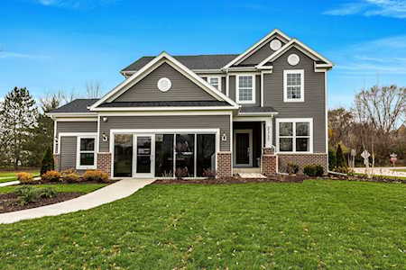 1941 Foxridge Dr Island Lake, IL 60042