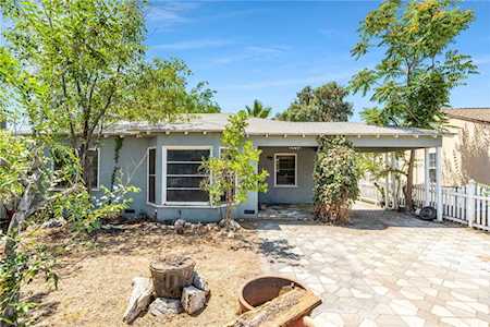 10838 Strathern St Sun Valley, CA 91352