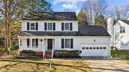 9409 Copper Hill Ln Charlotte, NC 28269