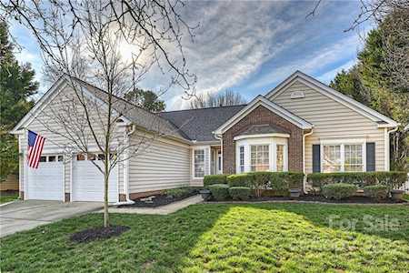 8443 Newton Ln Charlotte, NC 28277