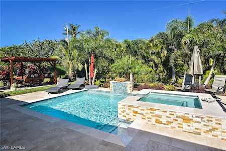 3644 Tomlinson St Bonita Springs, FL 34134