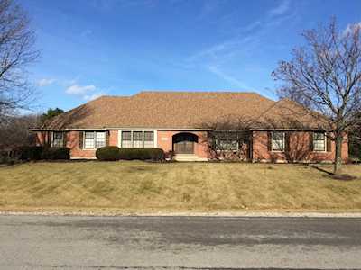 1S670 Verdun Dr Winfield, IL 60190