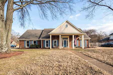 1764 Candle Ridge Dr Memphis, TN 38016