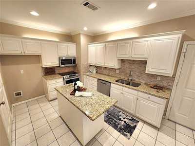 1905 Maplewood Trail Colleyville, TX 76034