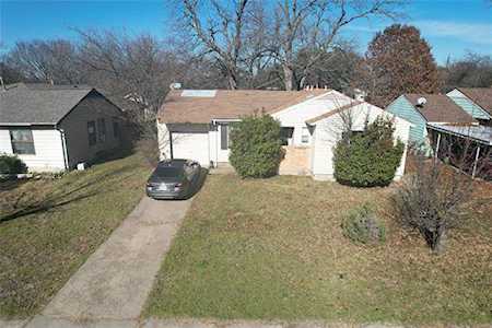 2231 CENTERVILLE Dallas, TX 75228
