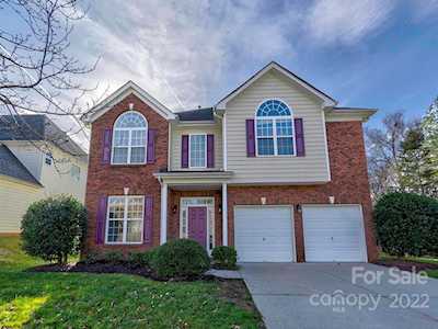 10029 Montrose Dr Charlotte, NC 28269