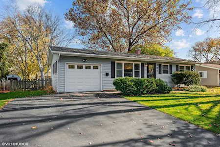 106 S 19th St St. Charles, IL 60174