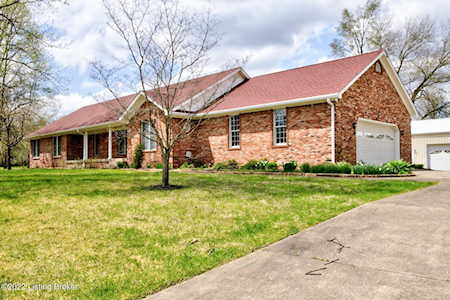 170 Robin Ct Shepherdsville, KY 40165