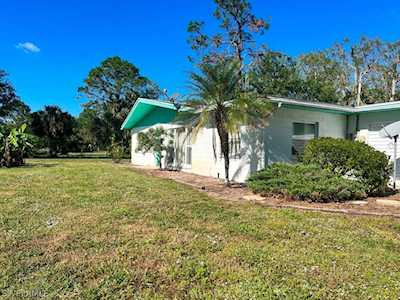 8251 Aviary St North Fort Myers, FL 33917