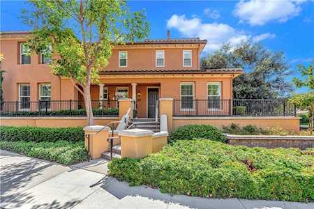 40 Lamplighter #33 Irvine, CA 92620