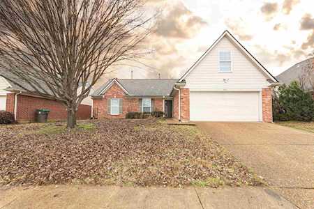 10154 Old Well Ter Memphis, TN 38016