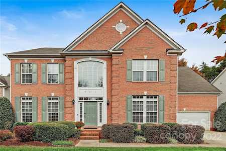 926 Elrond Dr NW Charlotte, NC 28269