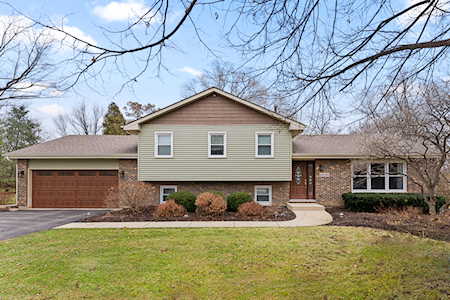 6N299 Brierwood Dr St. Charles, IL 60175