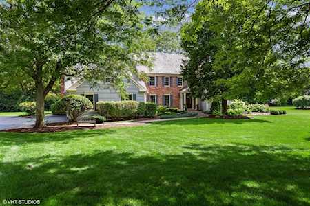 11 Pembury Way South Barrington, IL 60010
