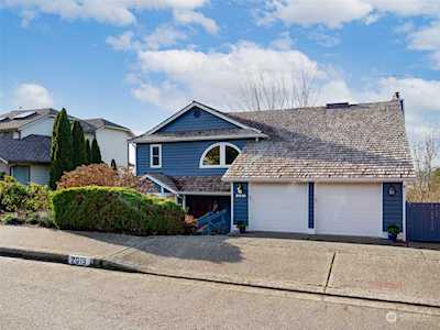 2615 Cedar Ave S Renton, WA 98055