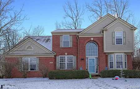 6350 Knob Hill Ct Grand Blanc Twp, MI 48439