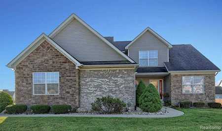 5588 Windermere Dr Grand Blanc Twp, MI 48439