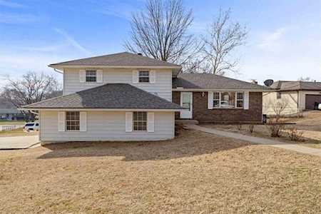 3101 Douglas Ct Kansas City, KS 66106