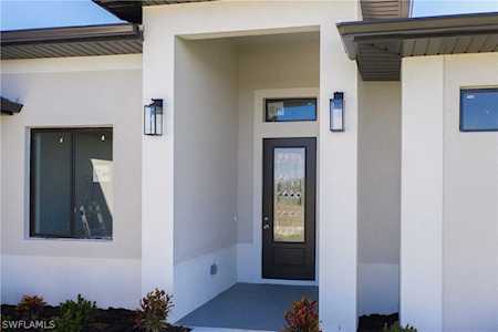 2601 NE 6th Ave Cape Coral, FL 33909