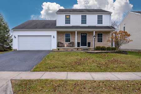345 Flat River Street Pickerington, OH 43147