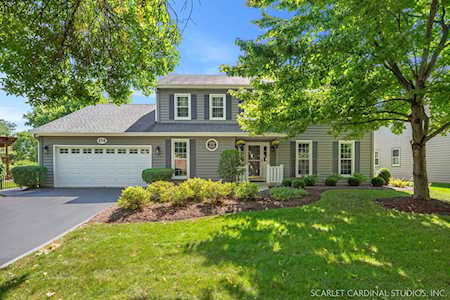 634 Oakhurst Dr Naperville, IL 60540