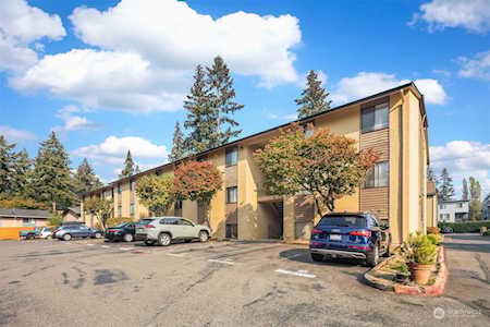 16220 NE 12th Ct #C31 Bellevue, WA 98008