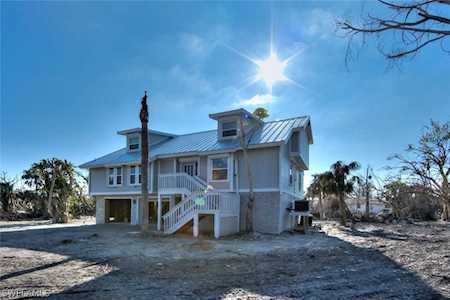 215 Robinwood Circle Sanibel, FL 33957