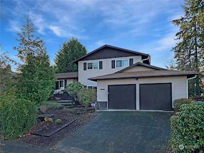 1001 S 31st Ct Renton, WA 98055