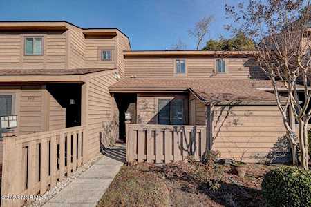242 Saint James Court Wilmington, NC 28409