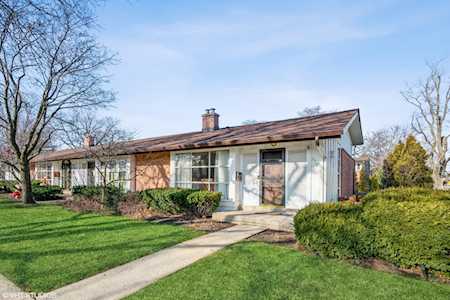 270 Crestwood Village Northfield, IL 60093