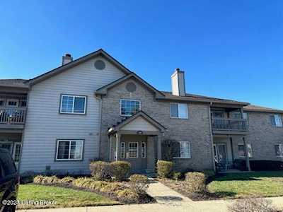1300 Pickings Pl #204 Louisville, KY 40243
