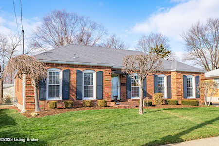 4304 Hunsinger Ln Louisville, KY 40220